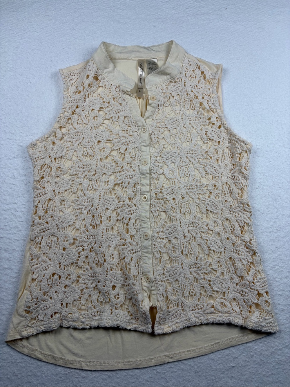 Forgotten Grace |  Crochet Button-Front Top in Cream‎ L